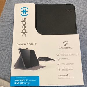 Speck Balance Folio iPad Pro 11” / iPad Air Case! NWT